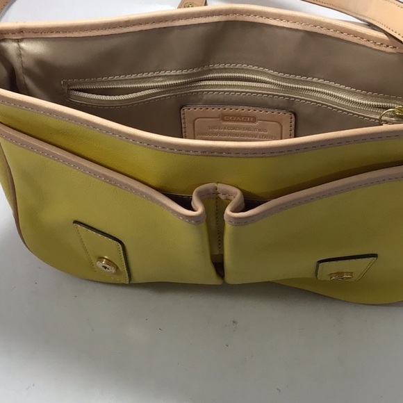 COACH Park Colorblock Yellow and White Leather Crossbody Messenger Bag - Picture 9 of 14